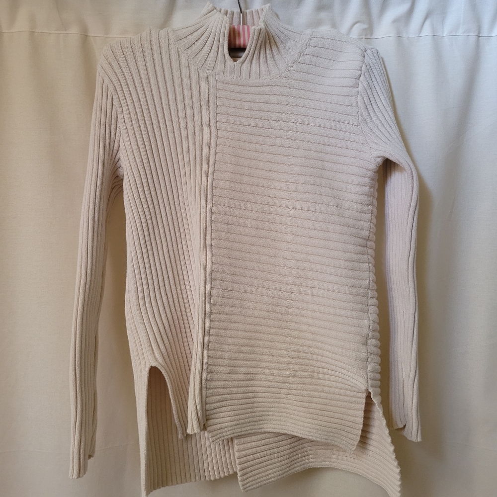 Cabi Split D-Ring Ribbed Aysmmetrical Sweater Xs - image 8